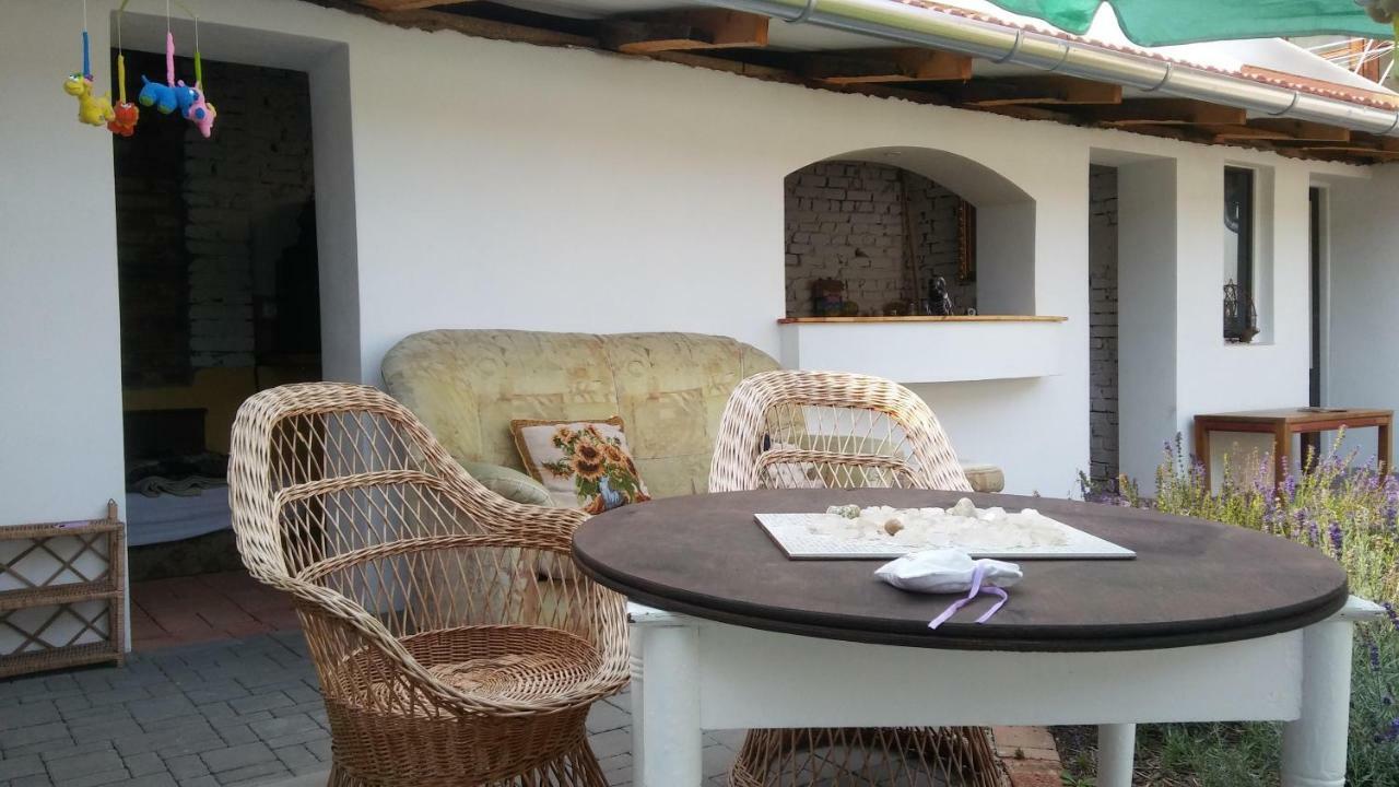 Gasthaus Za Vodou Moravská Nová Ves Exterior foto